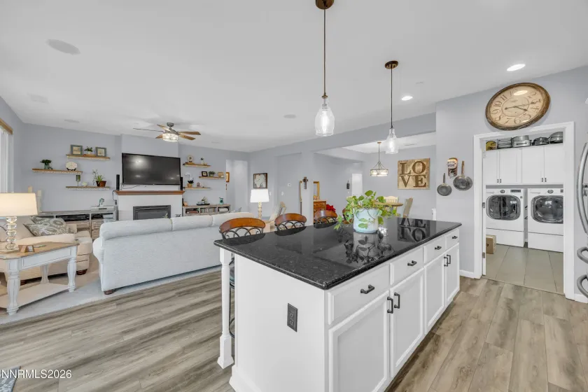 2823 Kimberlite, Sparks, Nevada 89436, 4 Bedrooms Bedrooms, ,3 BathroomsBathrooms,Residential,Residential,Kimberlite,260000608