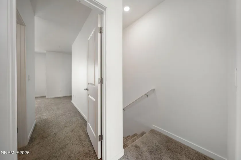 530 Gloria May, Reno, Nevada 89503, 2 Bedrooms Bedrooms, ,3 BathroomsBathrooms,Residential,Residential,Gloria May,260000611