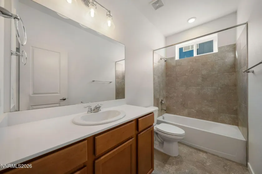 530 Gloria May, Reno, Nevada 89503, 2 Bedrooms Bedrooms, ,3 BathroomsBathrooms,Residential,Residential,Gloria May,260000611