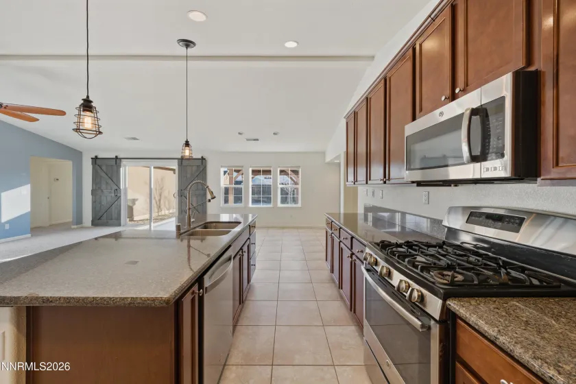 311 Snake River, Dayton, Nevada 89403, 4 Bedrooms Bedrooms, ,3 BathroomsBathrooms,Residential,Residential,Snake River,260000612