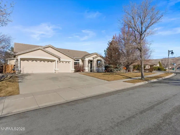 7483 Europa, Sparks, Nevada 89436, 4 Bedrooms Bedrooms, ,2 BathroomsBathrooms,Residential,Residential,Europa,260000621