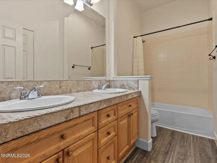 7483 Europa, Sparks, Nevada 89436, 4 Bedrooms Bedrooms, ,2 BathroomsBathrooms,Residential,Residential,Europa,260000621