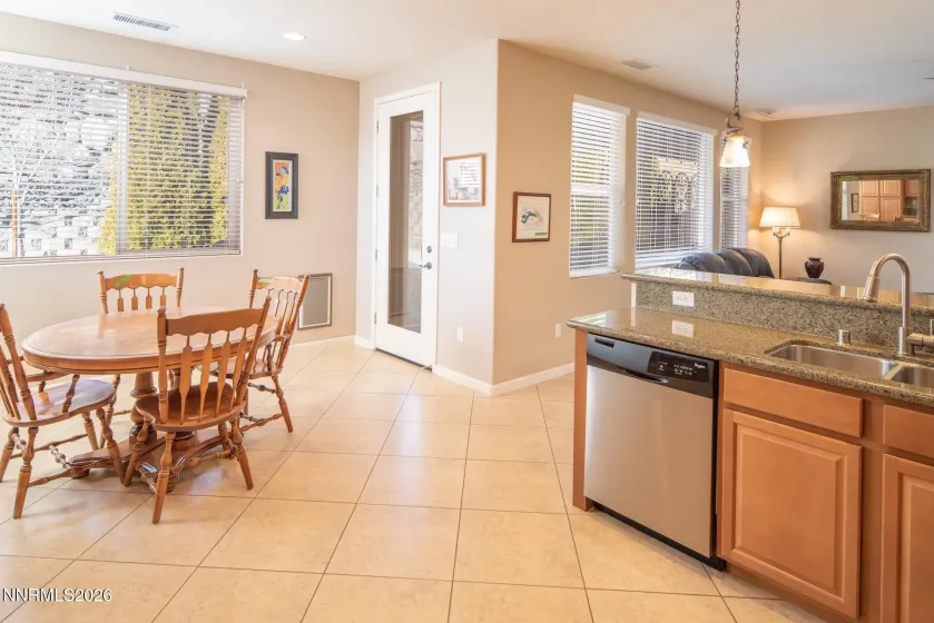 1413 Bluewood, Reno, Nevada 89523, 3 Bedrooms Bedrooms, ,2 BathroomsBathrooms,Residential,Residential,Bluewood,260000622