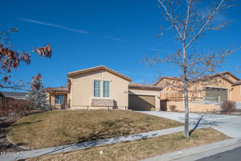 1413 Bluewood, Reno, Nevada 89523, 3 Bedrooms Bedrooms, ,2 BathroomsBathrooms,Residential,Residential,Bluewood,260000622