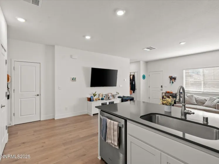 4232 Fawnridge, Reno, Nevada 89523, 3 Bedrooms Bedrooms, ,3 BathroomsBathrooms,Residential,Residential,Fawnridge,250058590