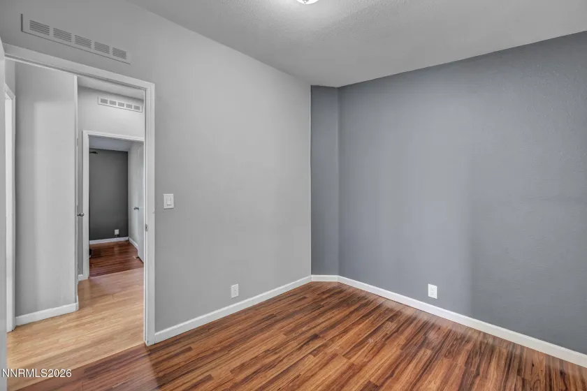 410 Paramount, Reno, Nevada 89506, 3 Bedrooms Bedrooms, ,2 BathroomsBathrooms,Residential,Residential,Paramount,260000637