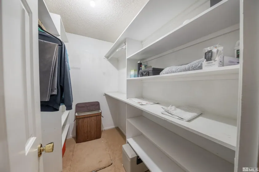 10880 Deodar, Reno, Nevada 89506, 4 Bedrooms Bedrooms, ,2 BathroomsBathrooms,Residential,Residential,Deodar,260000644