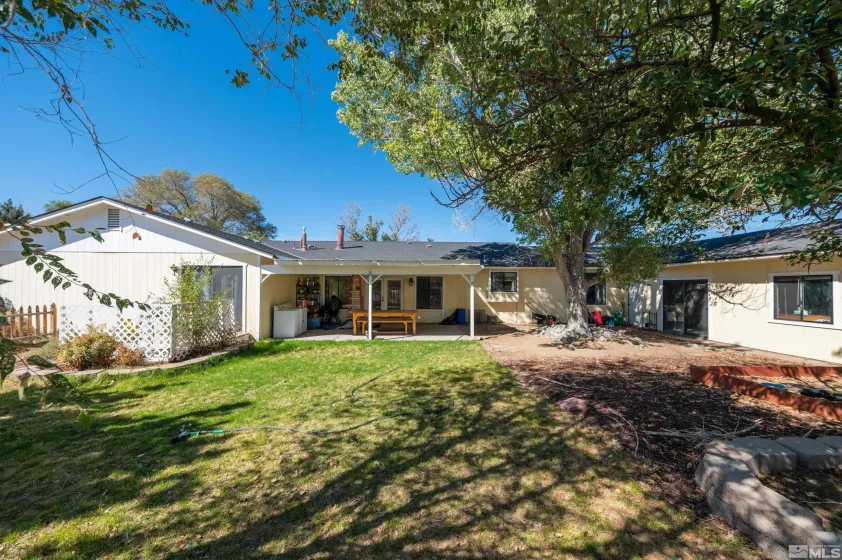 10880 Deodar, Reno, Nevada 89506, 4 Bedrooms Bedrooms, ,2 BathroomsBathrooms,Residential,Residential,Deodar,260000644