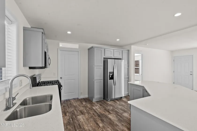 2770 Fir, Silver Springs, Nevada 89429, 3 Bedrooms Bedrooms, ,2 BathroomsBathrooms,Residential,Residential,Fir,260000646