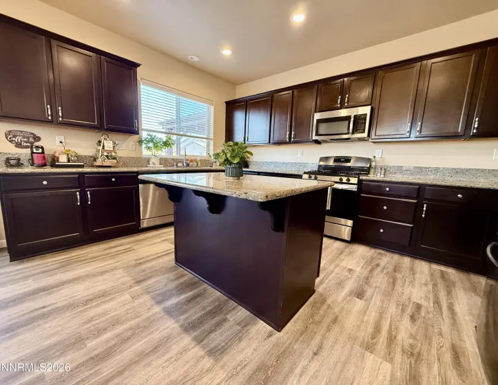 164 Royal Oaks, Fernley, Nevada 89408, 3 Bedrooms Bedrooms, ,2 BathroomsBathrooms,Residential,Residential,Royal Oaks,260000647