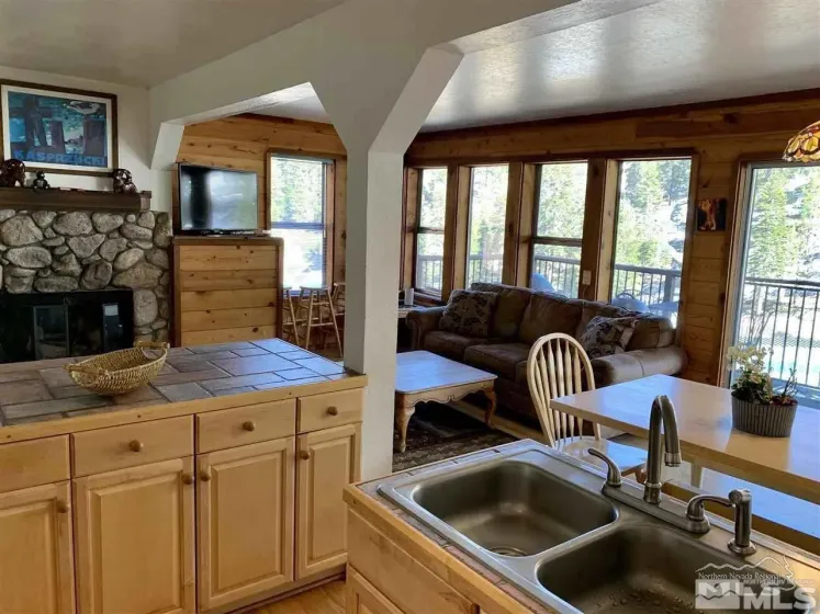 424 Quaking Aspen Lane, Stateline, Nevada 89449, 4 Bedrooms Bedrooms, ,2 BathroomsBathrooms,Residential Lease,Manufactured,Quaking Aspen Lane,0,250051519