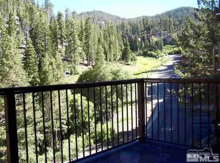 424 Quaking Aspen Lane, Stateline, Nevada 89449, 4 Bedrooms Bedrooms, ,2 BathroomsBathrooms,Residential Lease,Manufactured,Quaking Aspen Lane,0,250051519