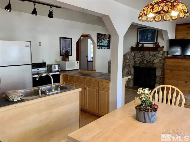 424 Quaking Aspen Lane, Stateline, Nevada 89449, 4 Bedrooms Bedrooms, ,2 BathroomsBathrooms,Residential Lease,Manufactured,Quaking Aspen Lane,0,250051519