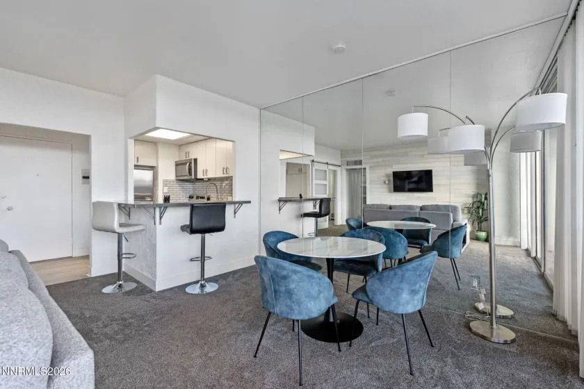 100 Arlington, Reno, Nevada 89501, 1 Bedroom Bedrooms, ,2 BathroomsBathrooms,Residential,Residential,Arlington,260000649