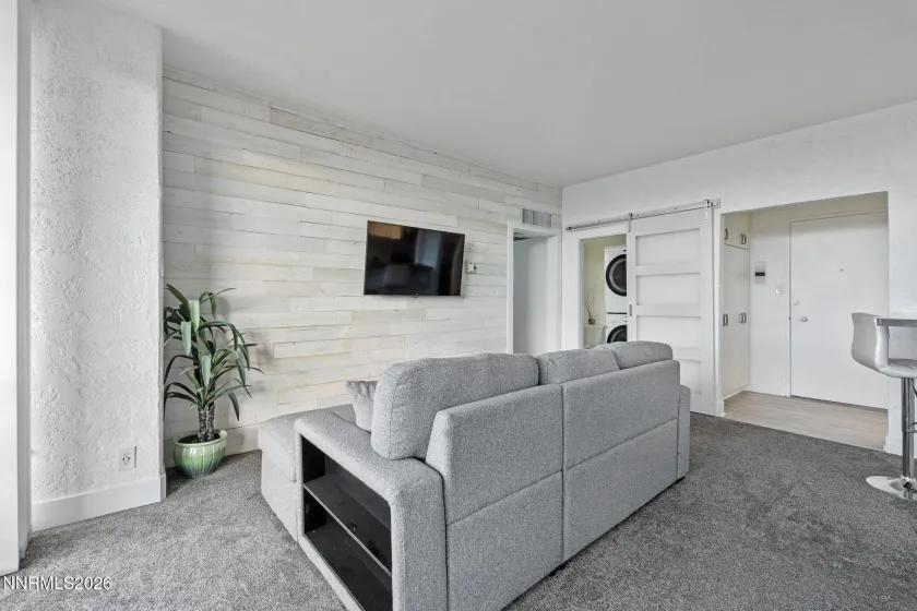 100 Arlington, Reno, Nevada 89501, 1 Bedroom Bedrooms, ,2 BathroomsBathrooms,Residential,Residential,Arlington,260000649