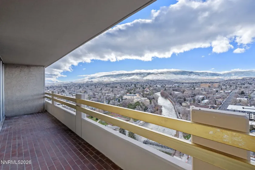 100 Arlington, Reno, Nevada 89501, 1 Bedroom Bedrooms, ,2 BathroomsBathrooms,Residential,Residential,Arlington,260000649