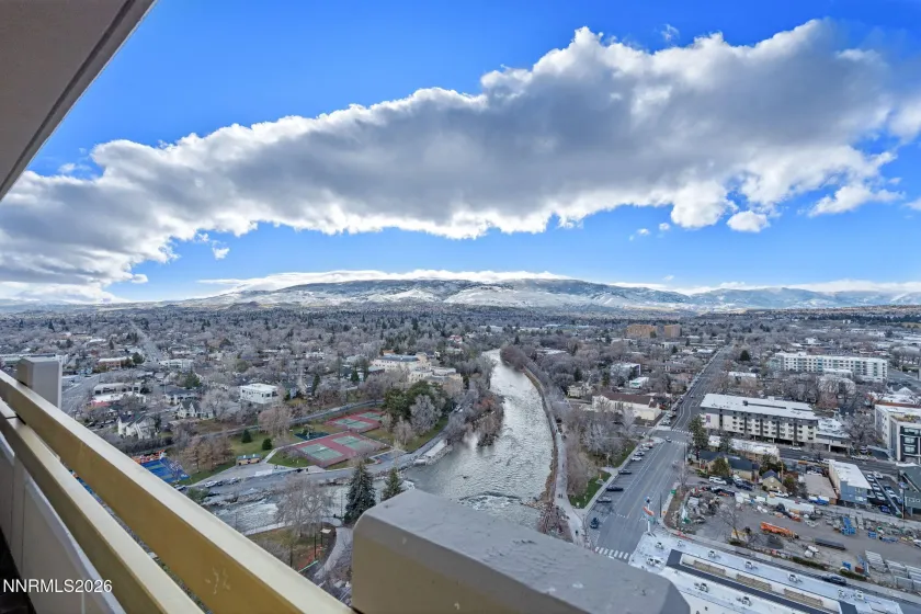100 Arlington, Reno, Nevada 89501, 1 Bedroom Bedrooms, ,2 BathroomsBathrooms,Residential,Residential,Arlington,260000649