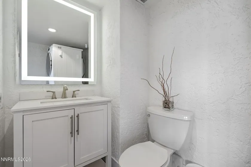 100 Arlington, Reno, Nevada 89501, 1 Bedroom Bedrooms, ,2 BathroomsBathrooms,Residential,Residential,Arlington,260000649