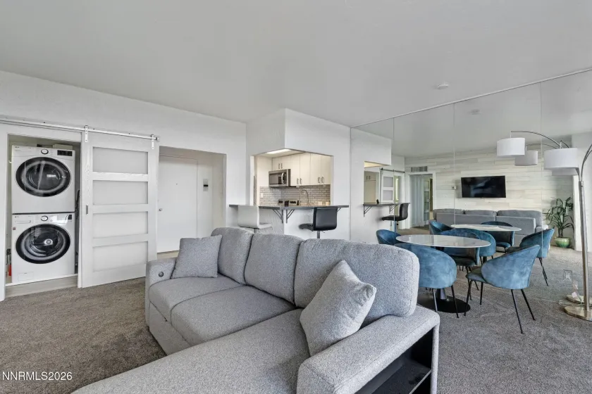 100 Arlington, Reno, Nevada 89501, 1 Bedroom Bedrooms, ,2 BathroomsBathrooms,Residential,Residential,Arlington,260000649