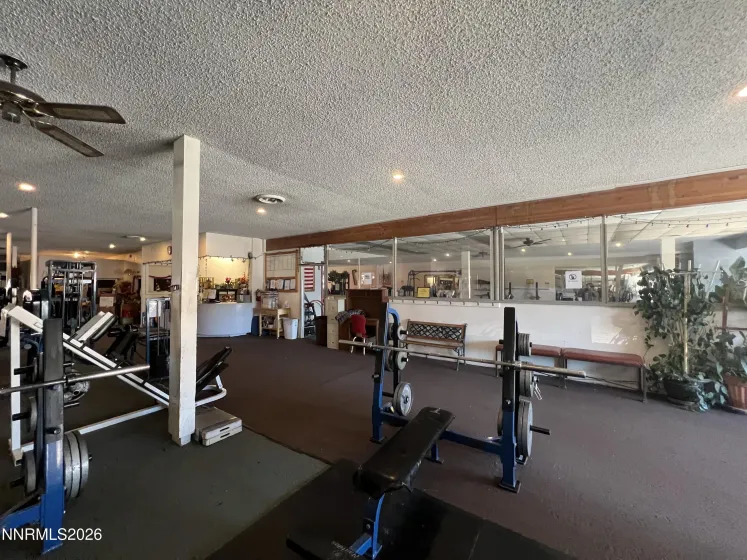 565 E, Hawthorne, Nevada 89415, ,Commercial Sale,Residential,E,260000651