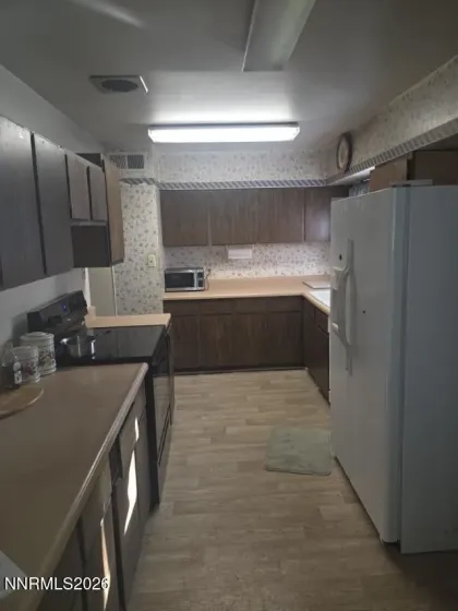 1005 4th, Carson City, Nevada 89703, 3 Bedrooms Bedrooms, ,2 BathroomsBathrooms,Residential,Residential,4th,260000655