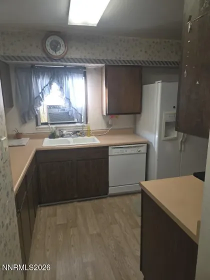 1005 4th, Carson City, Nevada 89703, 3 Bedrooms Bedrooms, ,2 BathroomsBathrooms,Residential,Residential,4th,260000655