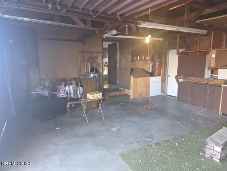 1005 4th, Carson City, Nevada 89703, 3 Bedrooms Bedrooms, ,2 BathroomsBathrooms,Residential,Residential,4th,260000655