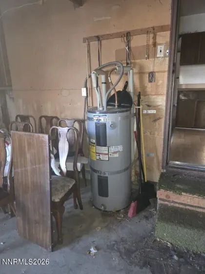 1005 4th, Carson City, Nevada 89703, 3 Bedrooms Bedrooms, ,2 BathroomsBathrooms,Residential,Residential,4th,260000655