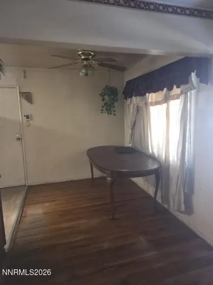 1005 4th, Carson City, Nevada 89703, 3 Bedrooms Bedrooms, ,2 BathroomsBathrooms,Residential,Residential,4th,260000655