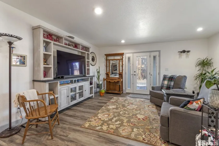 525 Main, Gerlach, Nevada 89412, 4 Bedrooms Bedrooms, ,4 BathroomsBathrooms,Residential,Residential,Main,240011082