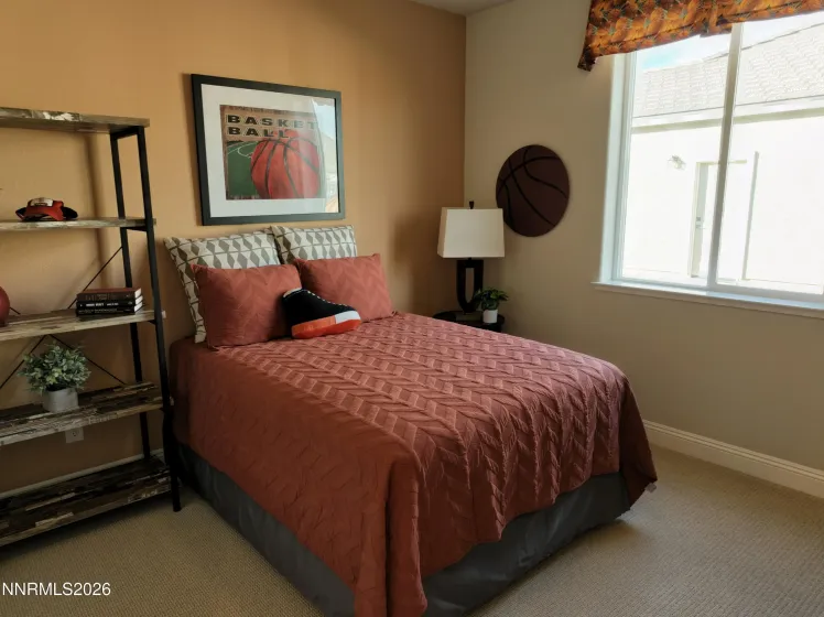 2330 Hickory, Sparks, Nevada 89441, 4 Bedrooms Bedrooms, ,3 BathroomsBathrooms,Residential,Residential,Hickory,260000656