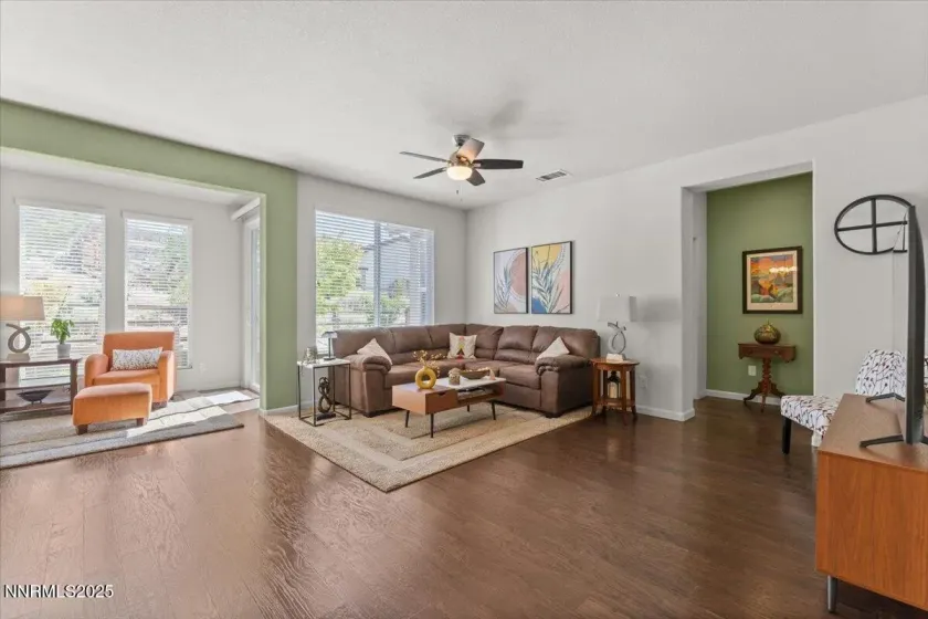 1380 Wakefield, Reno, Nevada 89523, 3 Bedrooms Bedrooms, ,2 BathroomsBathrooms,Residential,Residential,Wakefield,250050769