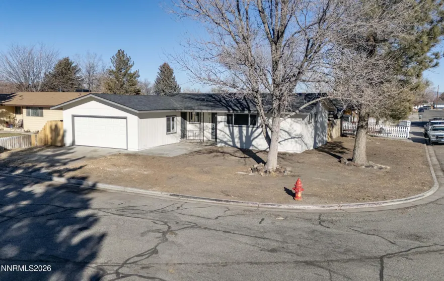 308 Shawna, Yerington, Nevada 89447, 3 Bedrooms Bedrooms, ,2 BathroomsBathrooms,Residential,Residential,Shawna,260000665