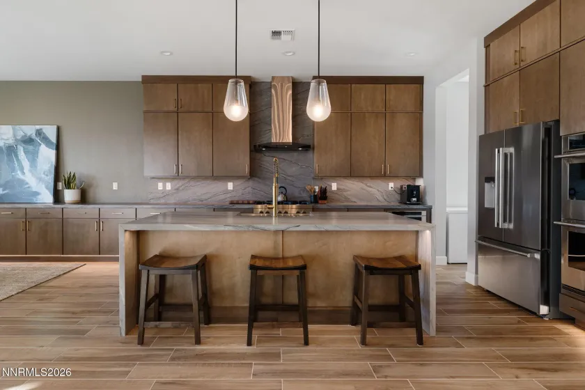 1561 Evangeline, Sparks, Nevada 89436, 4 Bedrooms Bedrooms, ,4 BathroomsBathrooms,Residential,Residential,Evangeline,260000669