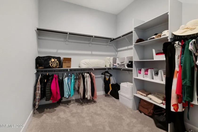 1561 Evangeline, Sparks, Nevada 89436, 4 Bedrooms Bedrooms, ,4 BathroomsBathrooms,Residential,Residential,Evangeline,260000669