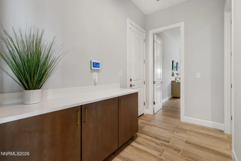 1561 Evangeline, Sparks, Nevada 89436, 4 Bedrooms Bedrooms, ,4 BathroomsBathrooms,Residential,Residential,Evangeline,260000669