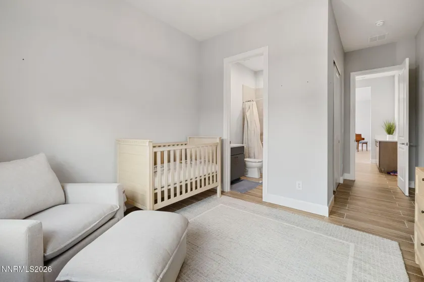 1561 Evangeline, Sparks, Nevada 89436, 4 Bedrooms Bedrooms, ,4 BathroomsBathrooms,Residential,Residential,Evangeline,260000669