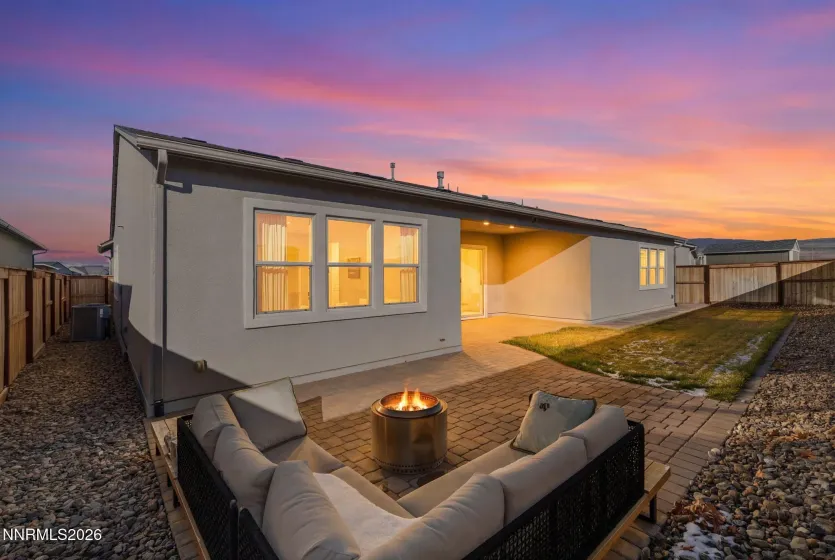 1561 Evangeline, Sparks, Nevada 89436, 4 Bedrooms Bedrooms, ,4 BathroomsBathrooms,Residential,Residential,Evangeline,260000669