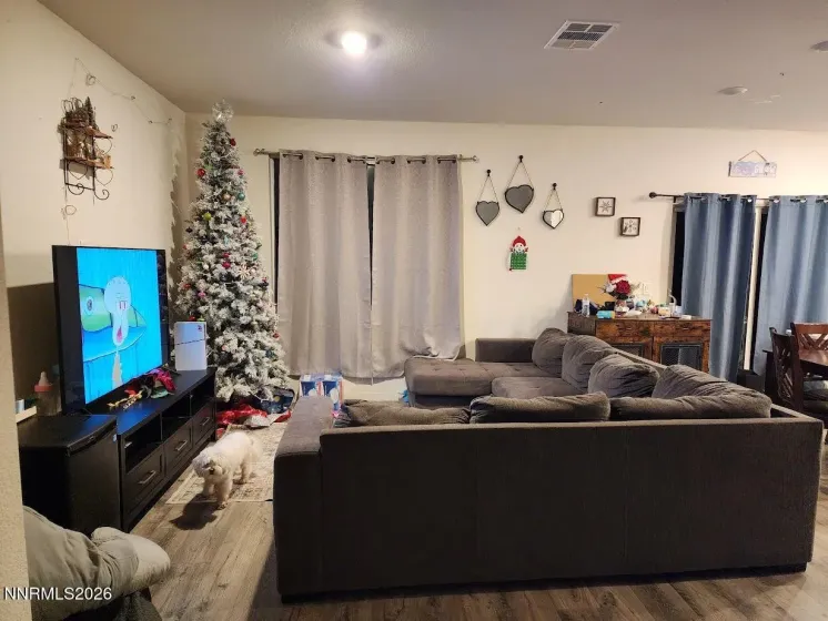 8810 Sky Wind, Reno, Nevada 89506, 3 Bedrooms Bedrooms, ,3 BathroomsBathrooms,Residential,Residential,Sky Wind,260000673