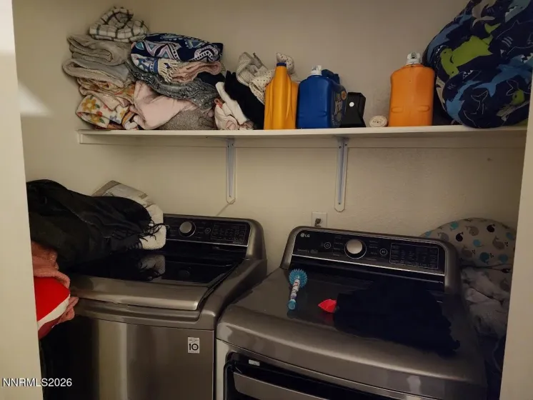 8810 Sky Wind, Reno, Nevada 89506, 3 Bedrooms Bedrooms, ,3 BathroomsBathrooms,Residential,Residential,Sky Wind,260000673