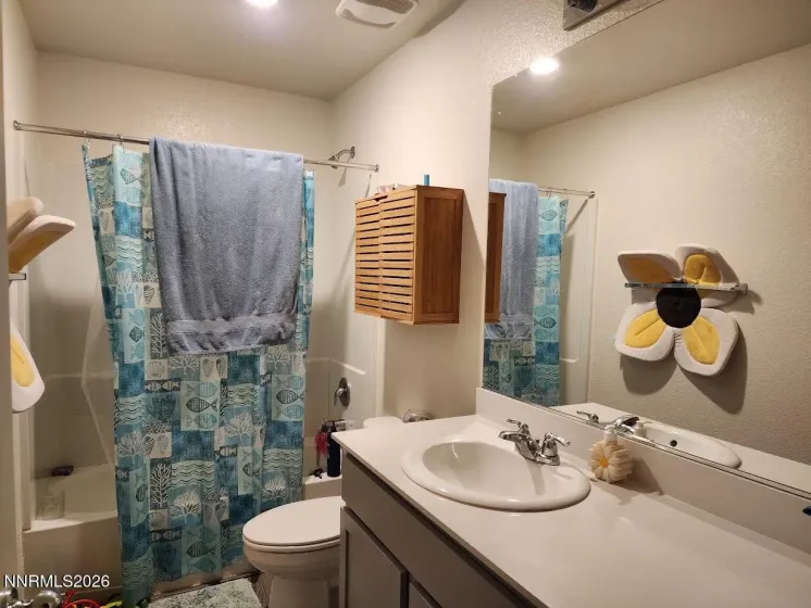 8810 Sky Wind, Reno, Nevada 89506, 3 Bedrooms Bedrooms, ,3 BathroomsBathrooms,Residential,Residential,Sky Wind,260000673