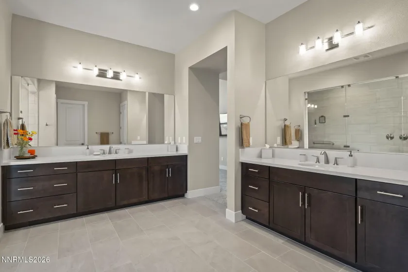 3035 Feathertop, Reno, Nevada 89521, 4 Bedrooms Bedrooms, ,4 BathroomsBathrooms,Residential,Residential,Feathertop,260000677