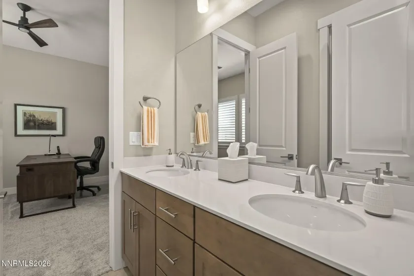 3035 Feathertop, Reno, Nevada 89521, 4 Bedrooms Bedrooms, ,4 BathroomsBathrooms,Residential,Residential,Feathertop,260000677