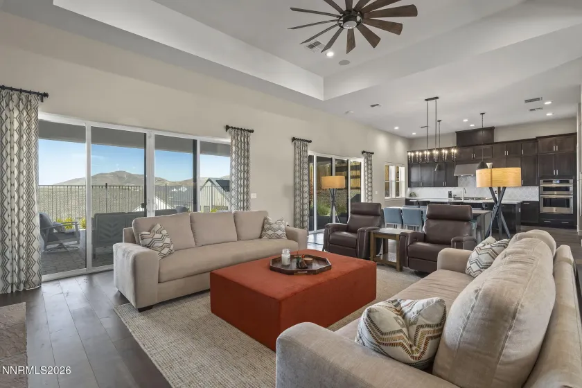 3035 Feathertop, Reno, Nevada 89521, 4 Bedrooms Bedrooms, ,4 BathroomsBathrooms,Residential,Residential,Feathertop,260000677