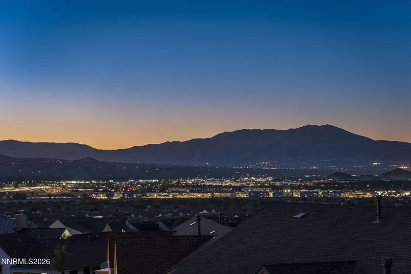 3035 Feathertop, Reno, Nevada 89521, 4 Bedrooms Bedrooms, ,4 BathroomsBathrooms,Residential,Residential,Feathertop,260000677