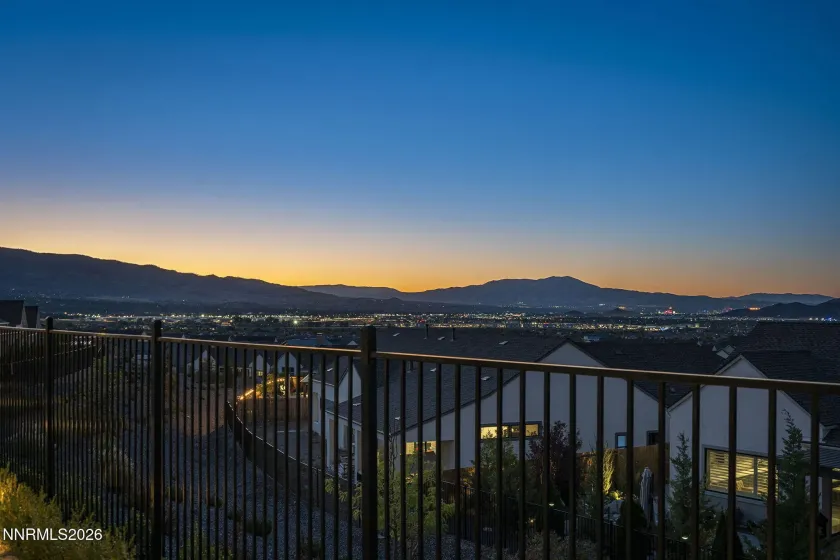 3035 Feathertop, Reno, Nevada 89521, 4 Bedrooms Bedrooms, ,4 BathroomsBathrooms,Residential,Residential,Feathertop,260000677