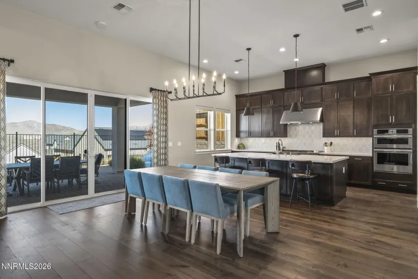 3035 Feathertop, Reno, Nevada 89521, 4 Bedrooms Bedrooms, ,4 BathroomsBathrooms,Residential,Residential,Feathertop,260000677