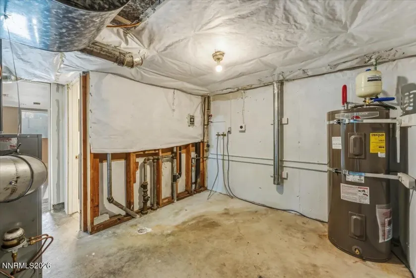 320 Plumb, Reno, Nevada 89509, 4 Bedrooms Bedrooms, ,2 BathroomsBathrooms,Residential,Residential,Plumb,260000680