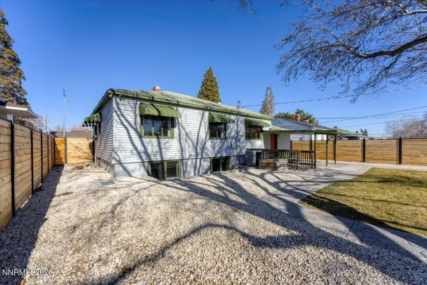 320 Plumb, Reno, Nevada 89509, 4 Bedrooms Bedrooms, ,2 BathroomsBathrooms,Residential,Residential,Plumb,260000680