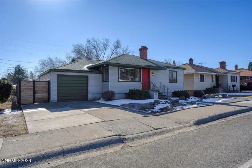 320 Plumb, Reno, Nevada 89509, 4 Bedrooms Bedrooms, ,2 BathroomsBathrooms,Residential,Residential,Plumb,260000680